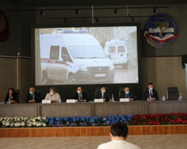 Десять выездных бригад создали в Дагестане для иммунизации против COVID-19